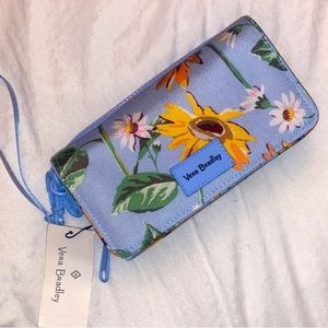 Vera Bradley wristlet